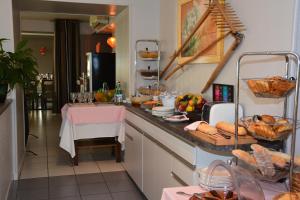 Hotels Logis Hotel Bellevue : photos des chambres