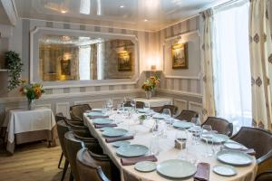 Logis Hotels Restaurant La Mere Hamard : photos des chambres