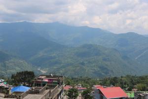Deki Lodge