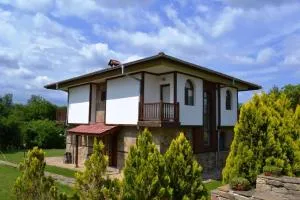 Sichanova Guest House - Yakovtsi