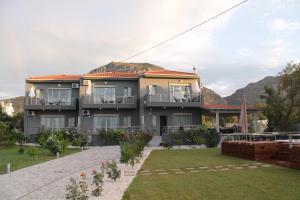 Isola Apartments Korinthia Greece