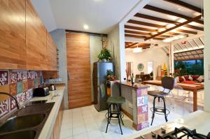 3BR Villa Hari - Minggu Villas Seminyak