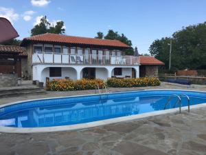 Коттедж Sunflowers Guest House Slaveykovo Болгария