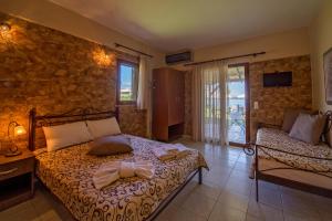Edra Studios Halkidiki Greece