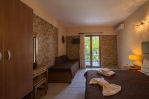 Edra Studios Halkidiki Greece