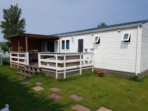 Carefully furnished chalet near the Wadden Sea