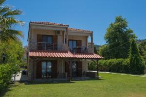 Edra Studios Halkidiki Greece