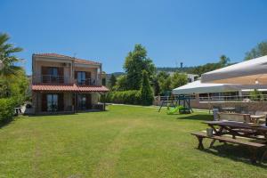 Edra Studios Halkidiki Greece