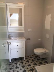 Two-Bedroom Apartment with Balcony room in Ferienwohnung Eckloff