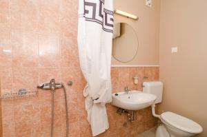 Apartments & Rooms Tapera