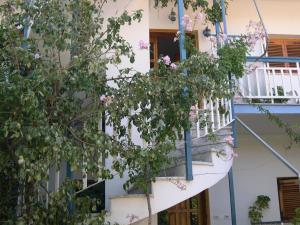 Seaview self catering apartment - Helen No 1 Arkadia Greece