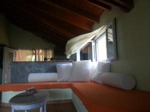 Douskas Place