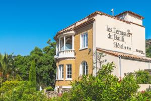 Hotels Les Terrasses du Bailli : Chambre Double Signature 27 m² – Bâtiment Principal