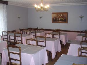Hotels Hotel Restaurant Anglade : photos des chambres