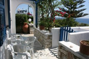 Flora's Apartments Naxos Greece