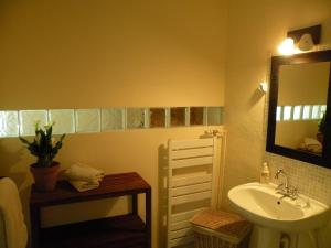 B&B / Chambres d'hotes Maison d'Anvers : Chambre Double