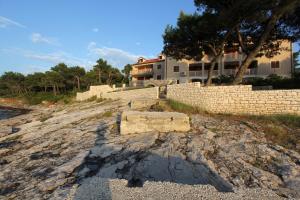 Beachfront Apartment. 2xAC & BIKES