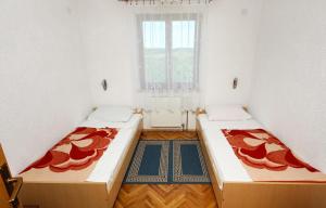 Apartments with a parking space Poljanak Plitvice 5195