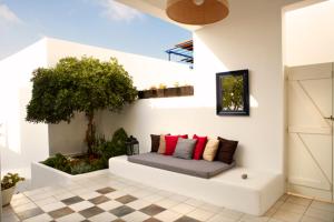 Casa Aiora Milos Greece