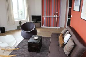 Appartements Maison Valmer - Le negociant, elegant F2 classe 4 etoiles : photos des chambres