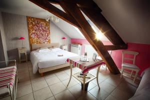 Hotels Hotel & Spa Chai De La Paleine : Chambre Triple