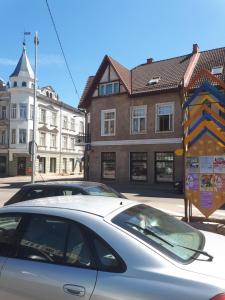 Old Town Grand Apartment