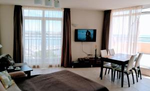 AKB Apartment Sea View