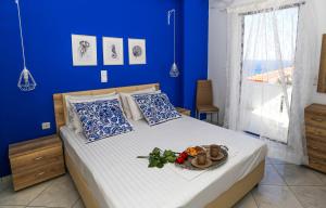 Yiannis Studios Aegina Greece