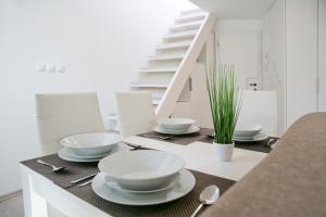 Apartments Hiša Pod Gradom