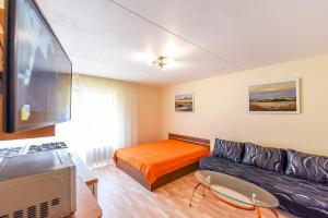 Šviesus dviejų kambarių butas su balkonu Žvejų g.