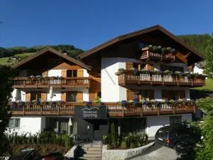 Appartements Sporting - Мозо