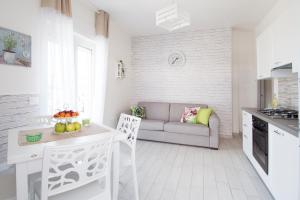 Hellen House Monopoli