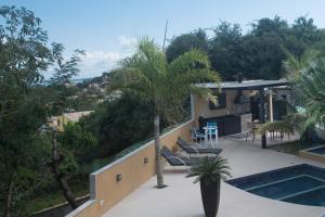 Buzios Geriba piscina e Hidro aquecida própria em condomínio