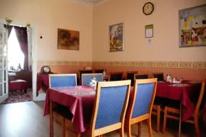 Bow Guest House - Reading