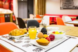 Hotels ibis Bordeaux Centre Gare Saint Jean Euratlantique : photos des chambres