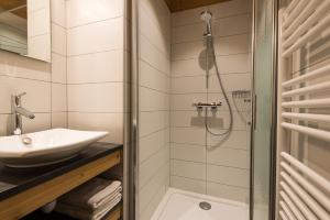 Hotels Hotel Flor'Alpes : photos des chambres