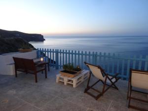 Aegean Eye Apartments Sifnos Greece