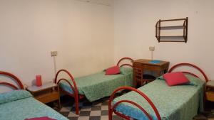 Camera Tripla con Bagno in Comune
