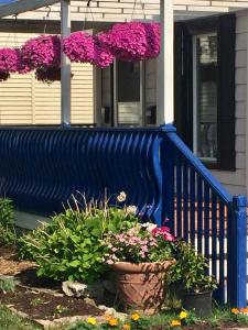 Ellis House Bed & Breakfast