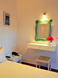 Aegeo Hotel Folegandros Greece