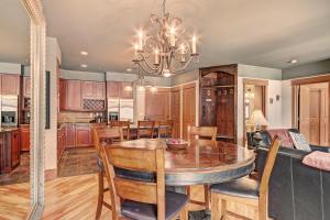 3044 Lone Eagle Condo