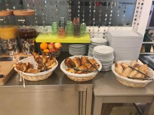 Le President-Gare Nimes Pont Du Gard