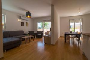 Apartman s bazenom