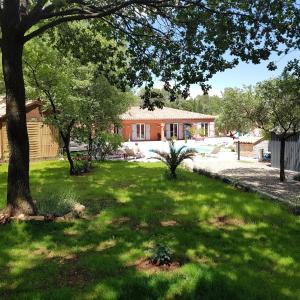 B&B / Chambres d'hotes Les Lezards 2 au Soleil Draguignan : photos des chambres
