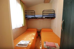 Bungalow con 2 Camere da Letto