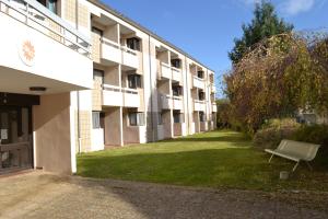 Complexes hoteliers Residence Routes du Monde ATC Bagneres de Bigorre : photos des chambres