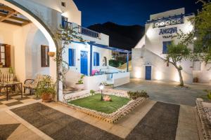 Anezina Villas Santorini Greece