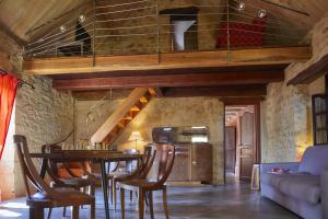 Domaine de Cantegrel - Gîtes de Charme et Suite Troglodyte en Périgord