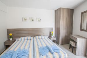 Merab Napa Suites