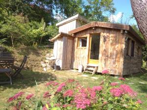 Chalets La cabane en bois : photos des chambres